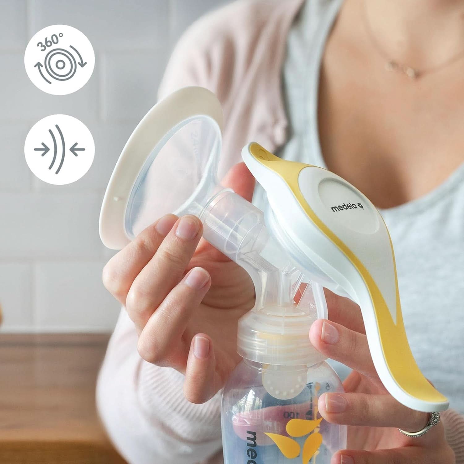 Pompă de sân manuală Medela Harmony - Design elvețian compact cu scuturi Personalfit Flex și tehnologie Medela 2-Phase Expression Accesorii Hrana si Alaptare Bebe Naty Shop