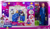 Barbie GXF27 - Stație Spațială Aventură Spațială, Păpușă Spațială, Cățeluș, Stație de Lucru, Scene Spațiale, 20 de Accesorii, Jucărie Cadou pentru Copii cu Vârsta de 3 Ani și Peste