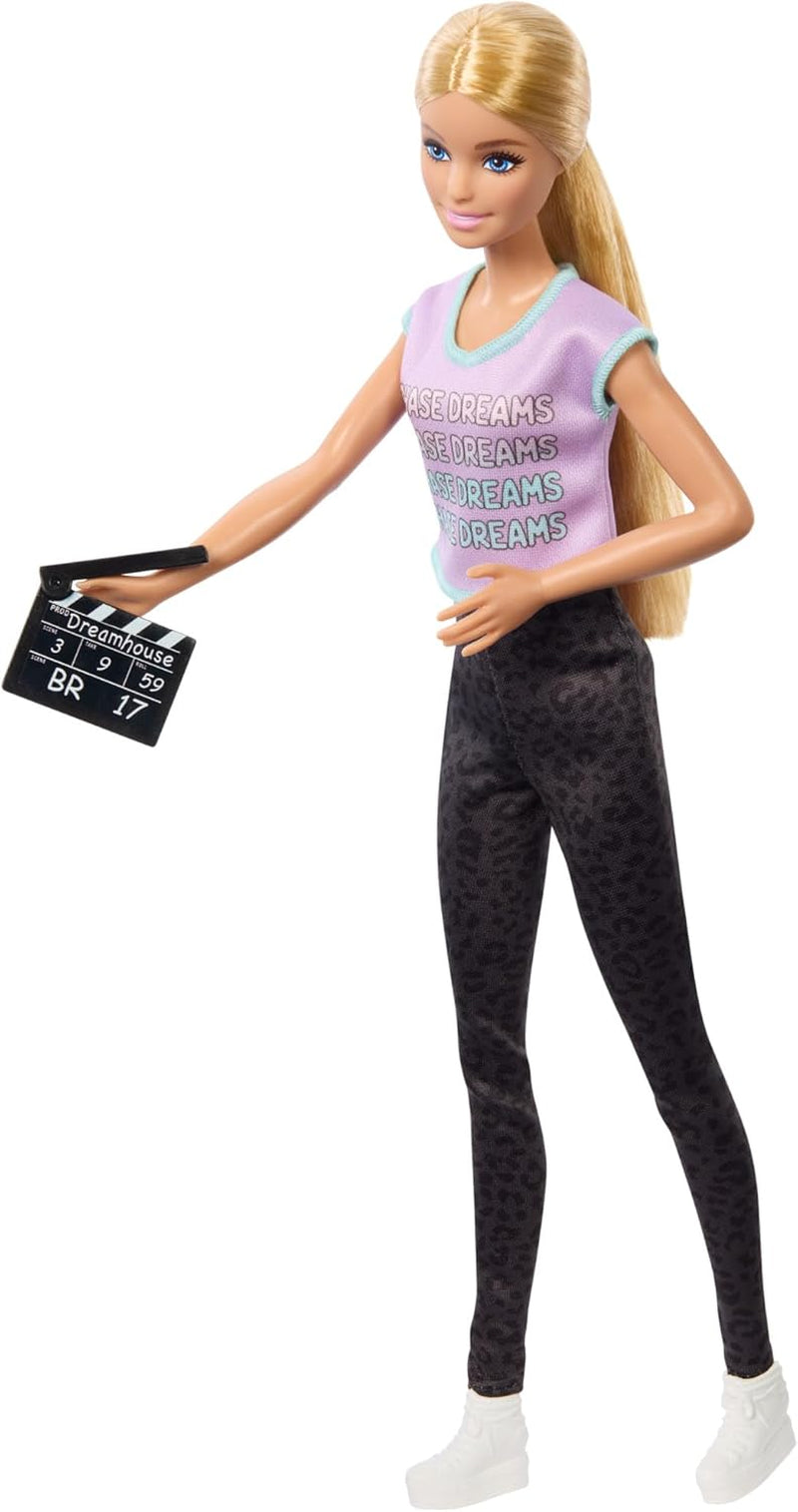 Barbie Berufe-Set mit 4 Puppen und Zubehör, Frauen in der Filmbranche mit Studioleiterin, Regisseurin, Kamerafrau und Filmstar in ausziehbaren Outfits, HRG54