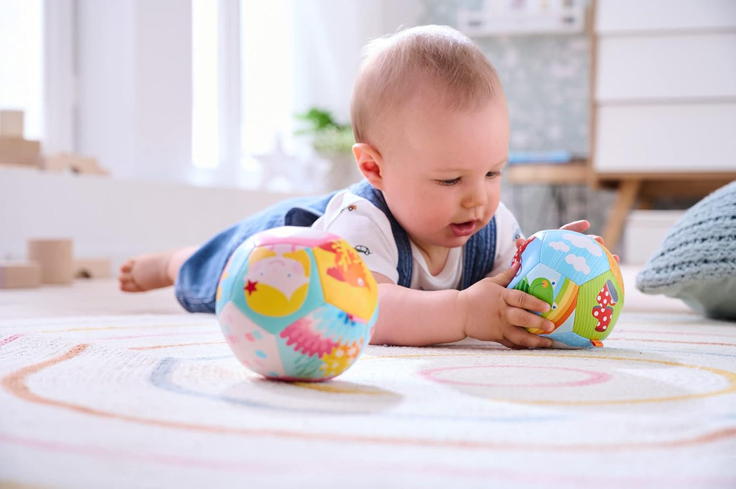 HABA Babyball Rainbow World - Minge moale de la 6 luni cu motive meteo colorate, Ø 11 cm, perfectă pentru prima prindere și jocuri cu mingea - 1306318001 Jucarii Bebe Naty Shop