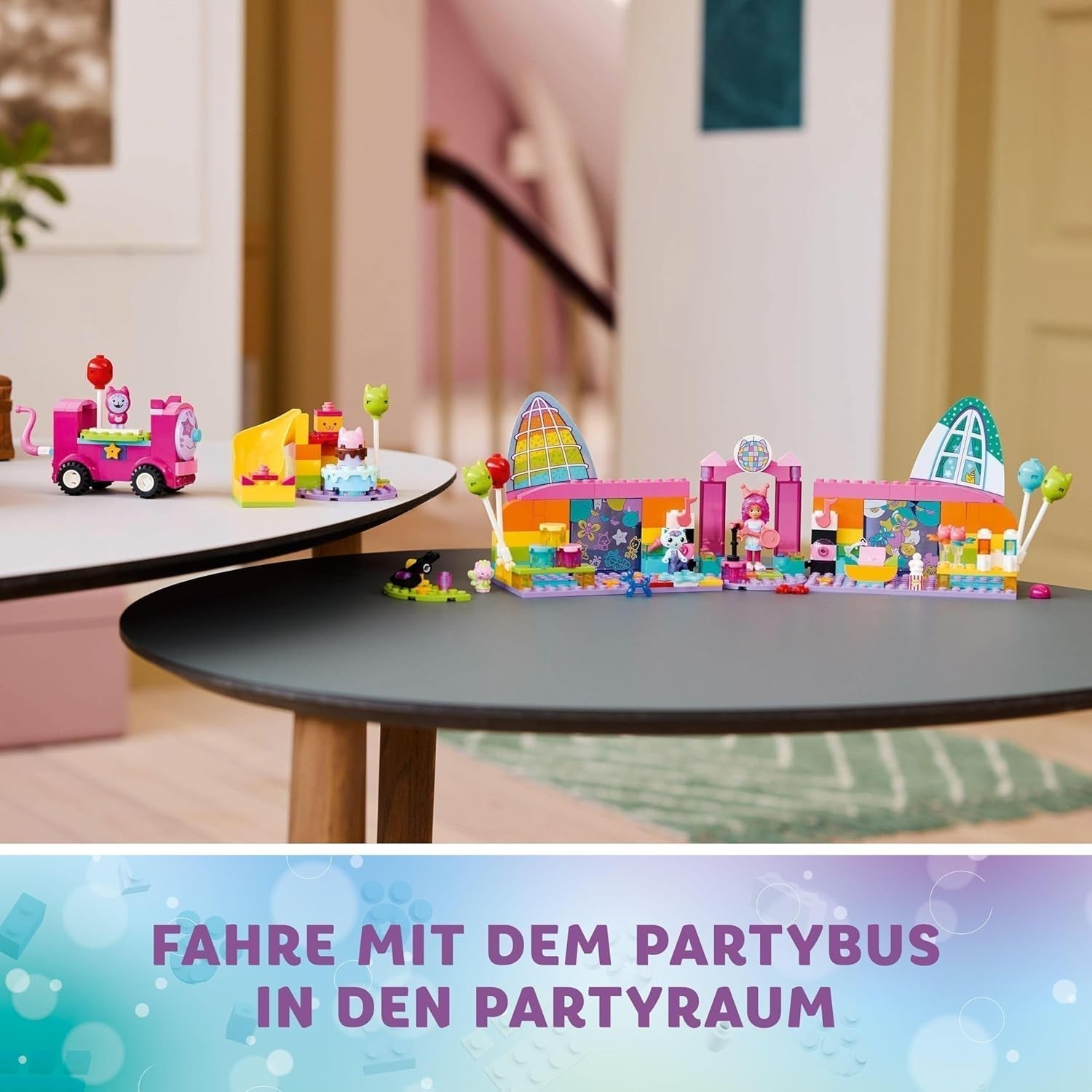 LEGO 4+ Gabby's Dollhouse Gabby's Party Room, Disco Playset cu tobogan și figurine de animale pentru jocuri de rol creative, cadou pentru fete și băieți de la 4 ani 10797 Seturi de constructie Besuche den LEGO-Store