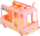 BABY born 904763 Autobuz Surpriză Bebeluși - autobuz de jucărie roz pentru păpuși mini mici, cu 2 păpuși exclusive, cărucior triplu, balansoar, carusel, tobogan și leagăn triplu.