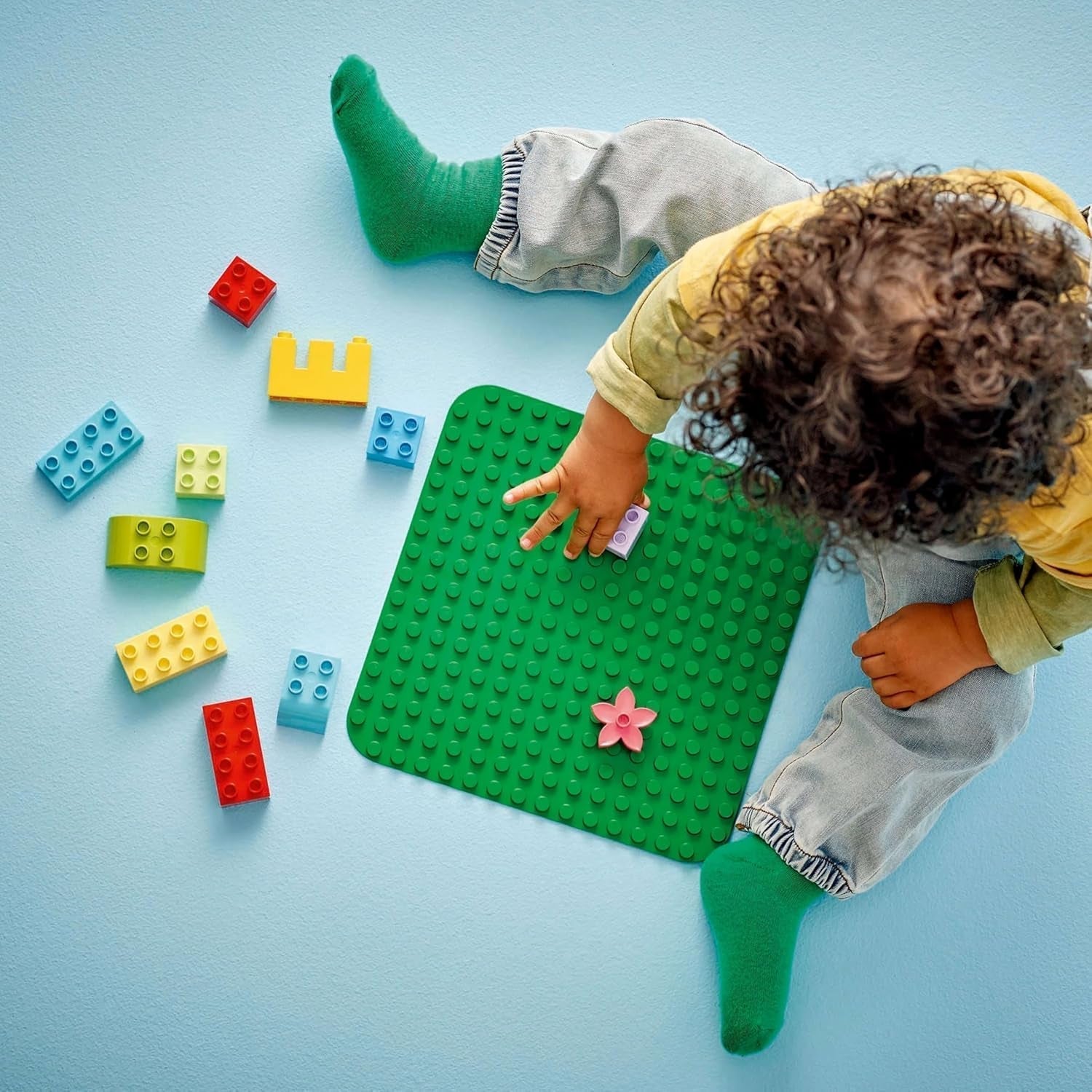 Placă de construcție LEGO DUPLO în verde, Jucărie de construcție pentru copii mici de la 18 luni, Pentru afișarea modelelor, Permite preșcolarilor să construiască creativ și să se joace imaginativ, Jucărie educațională 10460 Seturi de constructie Besuche den LEGO-Store