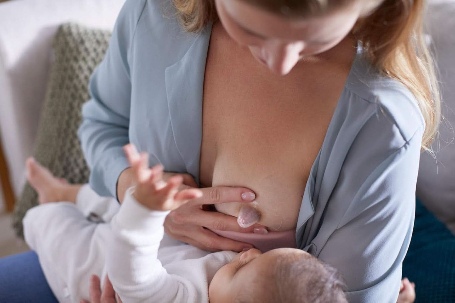 Philips Avent SCF153/03 Protecție mamelon, Cu cutie de depozitare, Mediu, 2 bucăți Accesorii Hrana si Alaptare Bebe Naty Shop