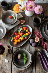 MÄSER 934073 Niara Organic Series, set de veselă modern pentru 4 persoane, cu aspect vintage incitant, serviciu combinat format din 16 piese cu o combinație specială de glazură în negru și maro, gresie