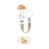 MAM | Suzetă și lanț pentru suzetă, 6+ luni, selecție aleatorie de culori, anatomică, simetrică, fabricată din silicon, lavabilă, lungime reglabilă, compatibilă cu toate tipurile de suzete