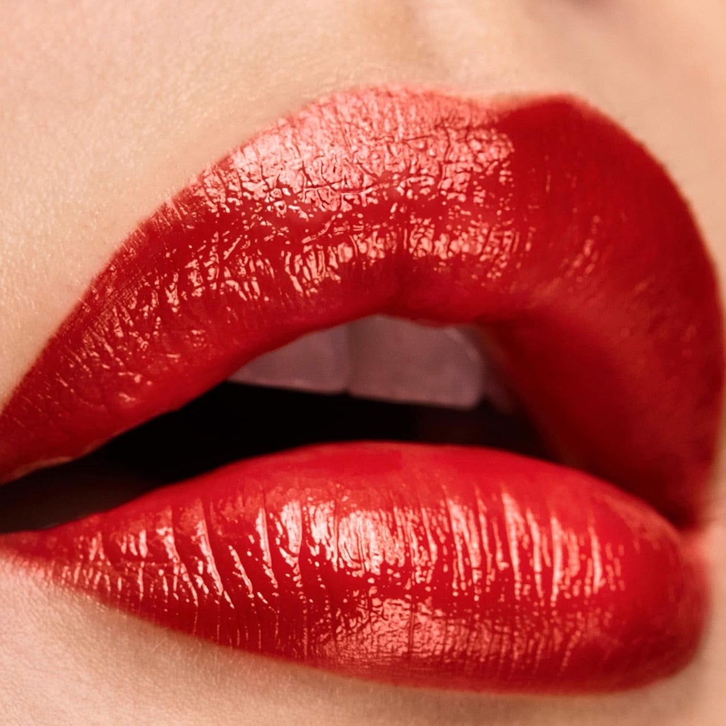 Elizabeth Arden Lip Color, Real Red Cosmetice si Infrumusetare Naty Shop