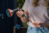 Gardena 39042-M Set de pornire cu cuplaj rapid metalic pentru furtunuri de grădină, cuplaje rapide și accesorii în câteva secunde, 4 piese, inclusiv adaptoare anti-scurgere pentru ștecher și priză