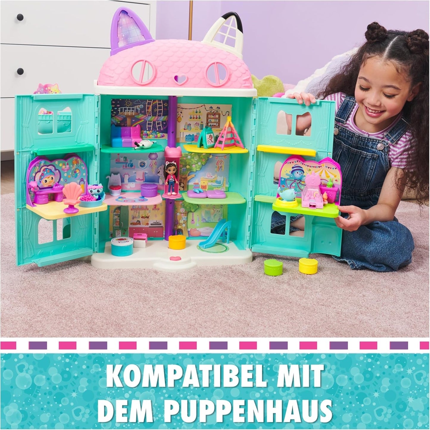 DREAMWORKS CASA DE PĂPȘI A LUI GABBY - Set de joacă Deluxe Room, cameră de petrecere cu Kitty Narwhale, mobilier și accesorii tematice, vârste 3+