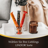 Lindt Ciocolată | Bețișoare LINDOR 60% Cacao | 100g | 4 bețișoare de ciocolată cu ciocolată neagră 60% cacao și umplutură care se topește în gură | Bețișor de ciocolată