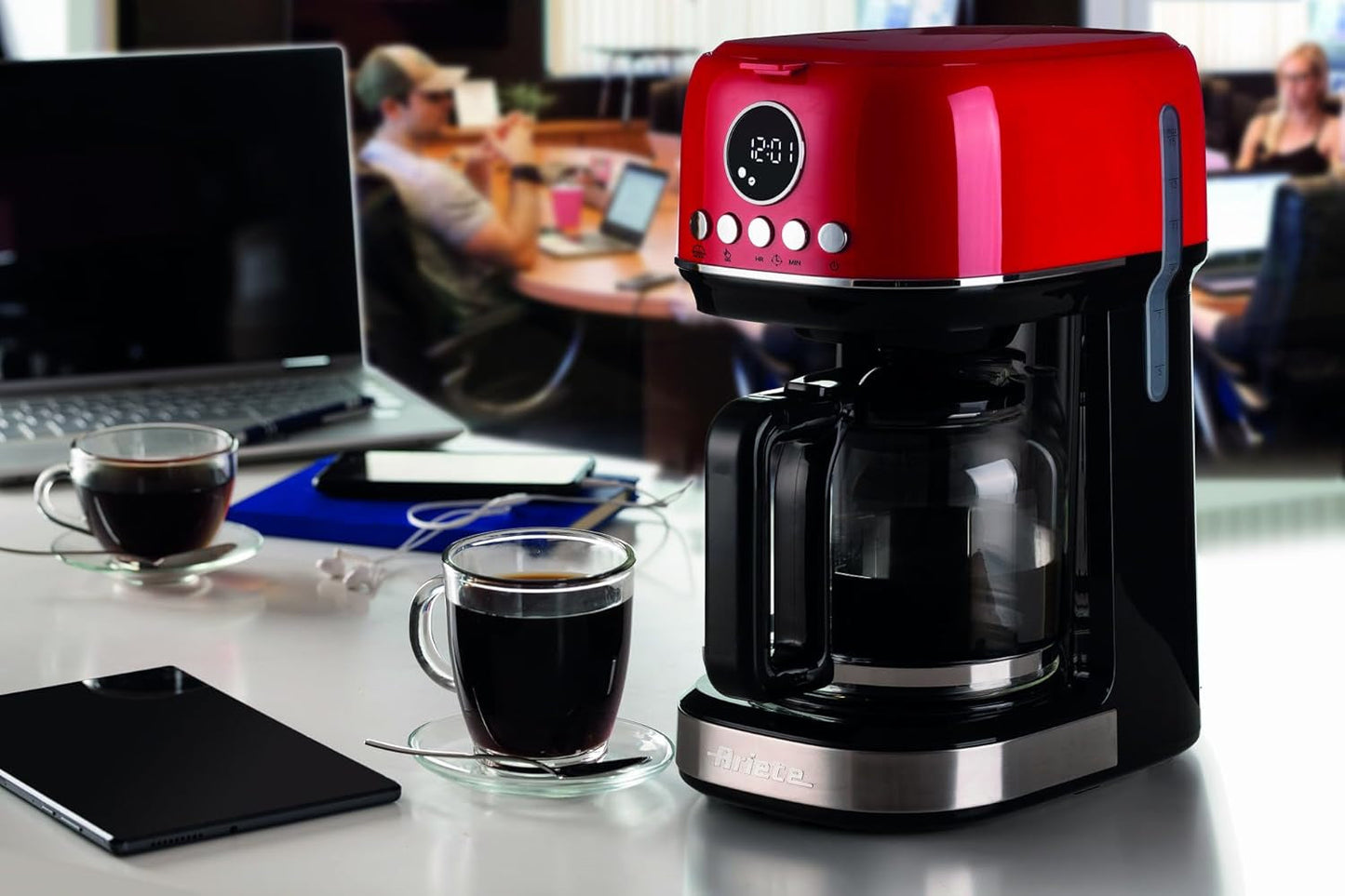 Ariete, Espressor cu filtru Moderna 1396 pentru prepararea cafelei americane, pentru până la 15 cești, carafă din sticlă, placă de încălzire, afișaj LCD, filtre detașabile și lavabile, alb
