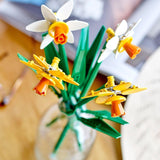 Narcise LEGO Botanicals - Cadouri de Paște pentru fete și băieți - Flori artificiale pentru copii - Buchet de flori ca decor pentru cameră sau birou - Cadou pentru femei - 40747 Seturi de constructie Besuche den LEGO-Store