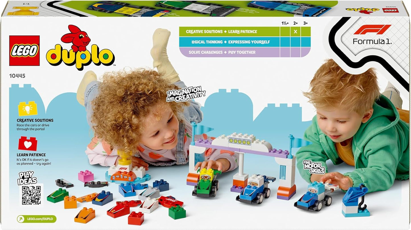 LEGO DUPLO Town F1 Team Race Cars With Racers, jucărie de construit pentru întreaga familie, experiență de joacă imaginativă, cadou de ziua de naștere pentru copii mici, băieți și fete de la 2 ani 10445 Seturi de constructie Besuche den LEGO-Store