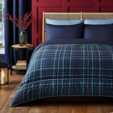 Night Lark Cosy Sherpa Fleece Blanket, Classic Red Tartan, 9 Tog, Luxurious, Fluffy, Thick And Reversible, Perfect pentru canapea, pat, canapea, canapea. Hipoalergenic, lavabil la mașină, Dimensiune: Paturi si Cuverturi Night Lark tartan clasic albastru marin Pat dublu
