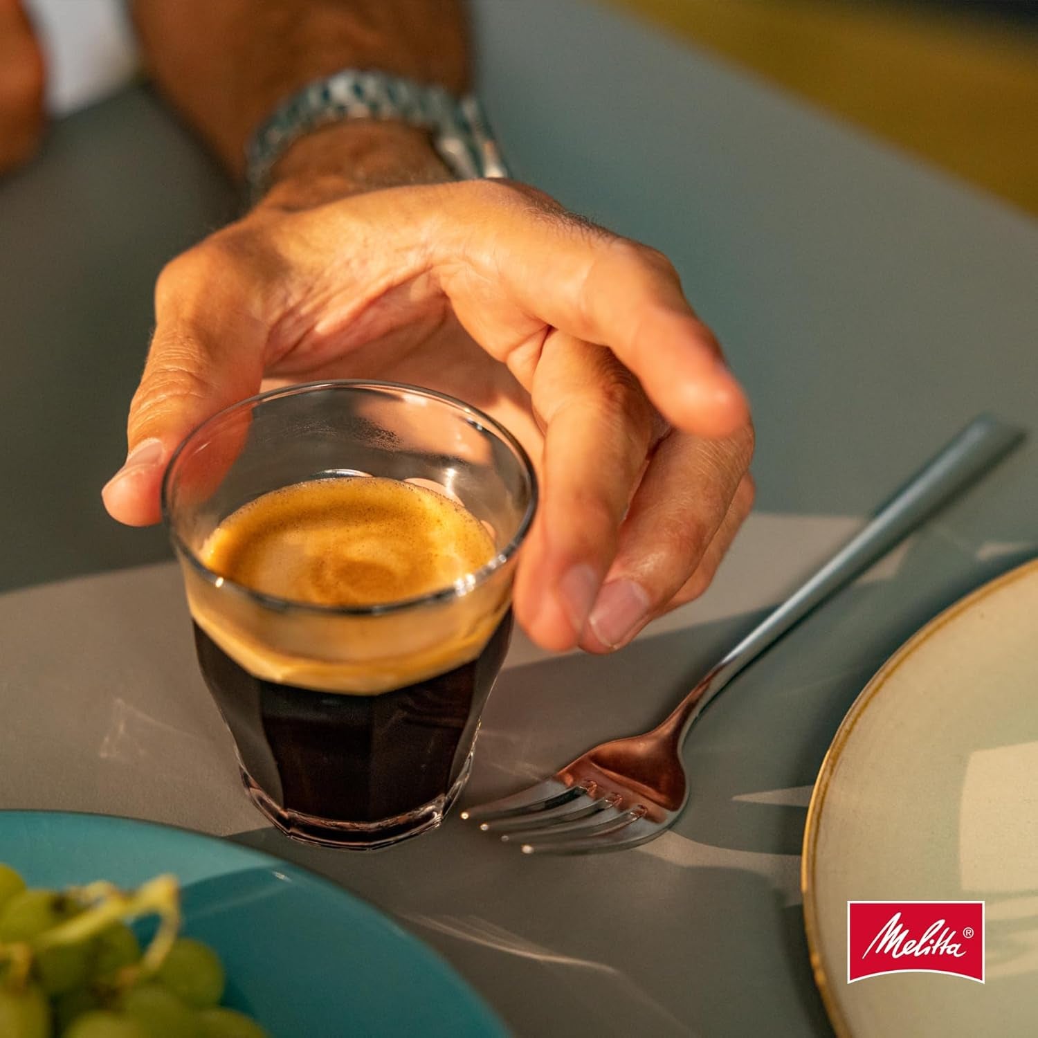 Melitta Mein Café Mild Roast, Ganze Kaffee-Bohnen 1kg, ungemahlen, Kaffeebohnen für Kaffee-Vollautomat, milde Röstung, Stärke 3