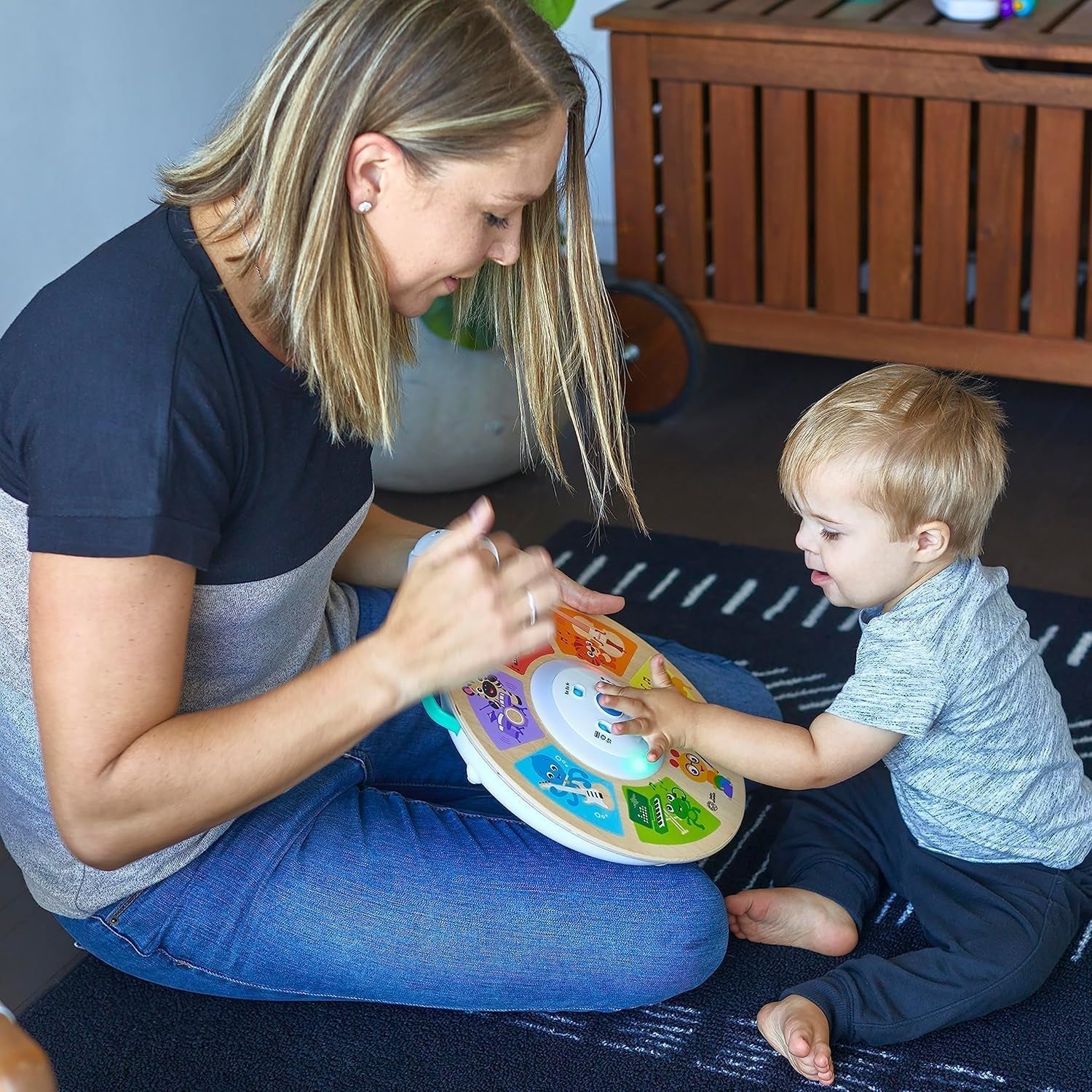 Baby Einstein, Hape, Cal's Smart Sounds Symphony Magic Touch Jucărie electronică din lemn cu activități în 3 limbi (engleză, franceză și spaniolă), 3 moduri, de la 6 luni Jucarii Bebe Naty Shop