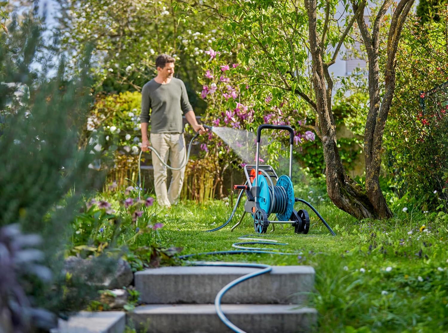 Furtun Gardena EcoLine 1/2 inch, 20 m fără componente de sistem: Furtun de grădină sustenabil fabricat din plastic reciclat, fără ftalați și poluanți, funcție de prindere puternică, rezistent la îngheț și UV (18930-20)