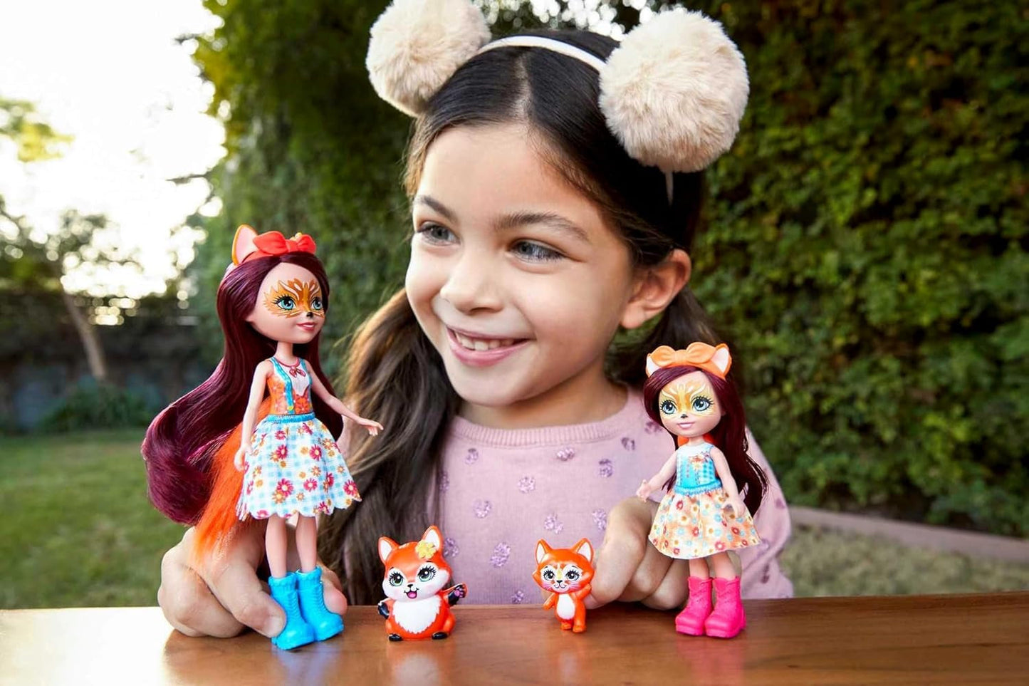 Enchantimals HCF81 - Felicity Fox și sora ei mai mică (aprox. 15 cm și aprox. 10 cm) și 2 figurine animale, fustă detașabilă și accesorii, cadou excelent pentru copiii cu vârsta de 3 ani și peste