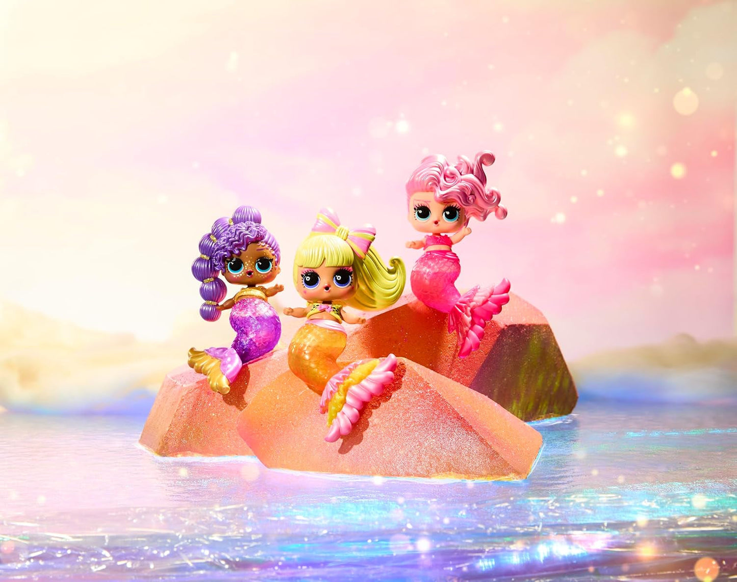 LOL Surprise! Mermaids Makeover Magic Tots – Luciu de buze adevărat pentru tine și păpușa ta, pentru a te crea singur, a amesteca și a crea machiaj, Joc distractiv cu apă, 6 păpuși de colecționat – Vârste 4+