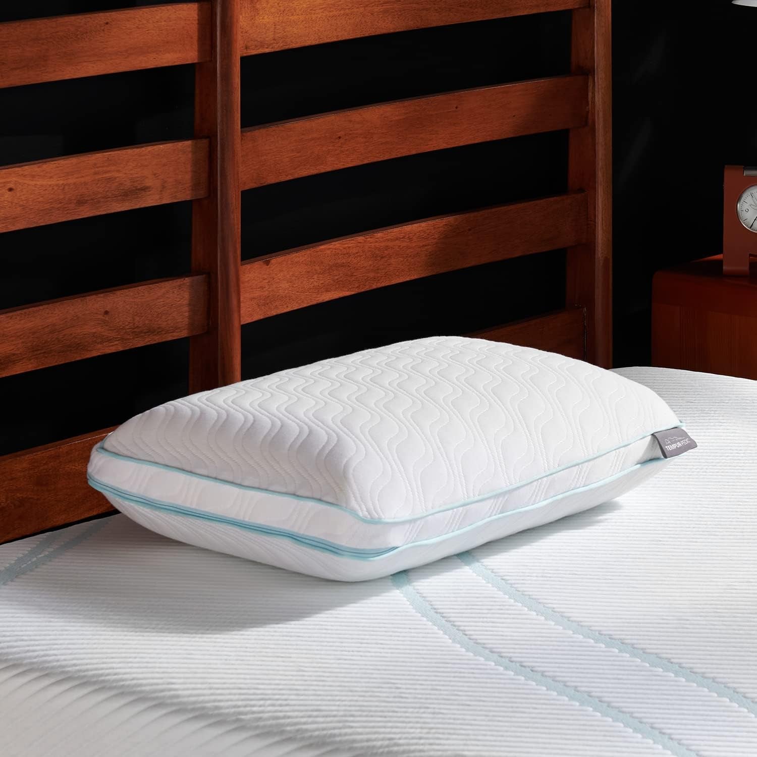 TEMPUR-PEDIC Pernă Tempur-Cloud Prohi, spumă cu memorie, alb/grădină opulentă, King Perne standard Naty Shop