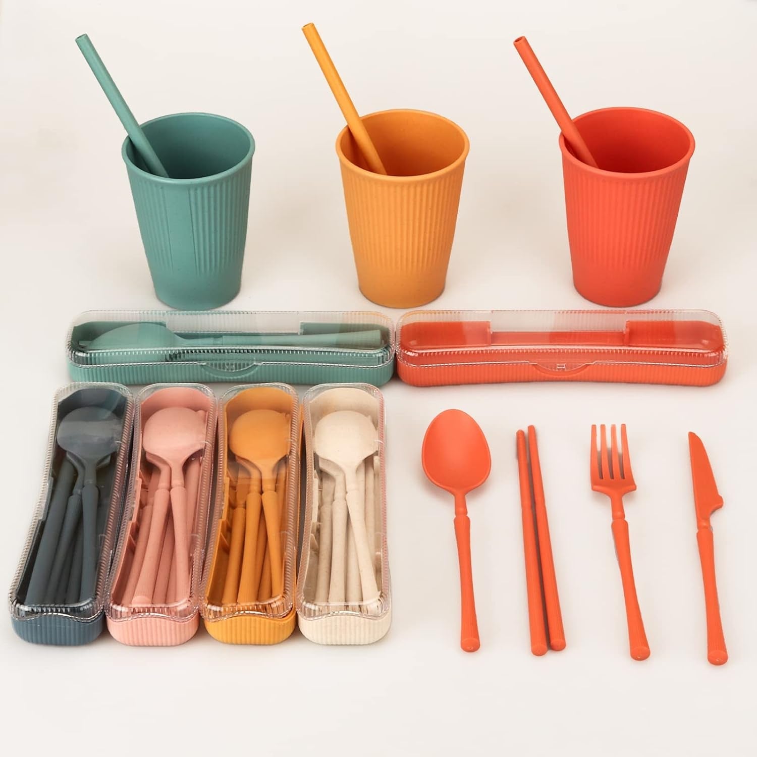 Set de tacâmuri indestructibil pentru 6 persoane, set de tacâmuri pentru camping cu 66 de piese, seturi de tacâmuri din plastic pentru picnic, ușoare, colorate, grătar, farfurii de servire din plastic, boluri, set de tacâmuri