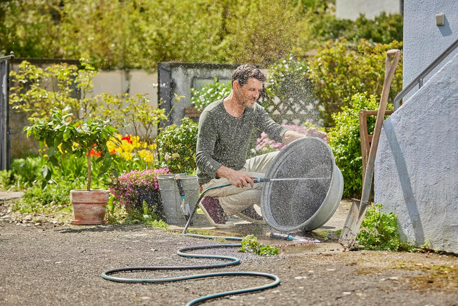 Furtun Gardena EcoLine 1/2 inch, 20 m fără componente de sistem: Furtun de grădină sustenabil fabricat din plastic reciclat, fără ftalați și poluanți, funcție de prindere puternică, rezistent la îngheț și UV (18930-20)