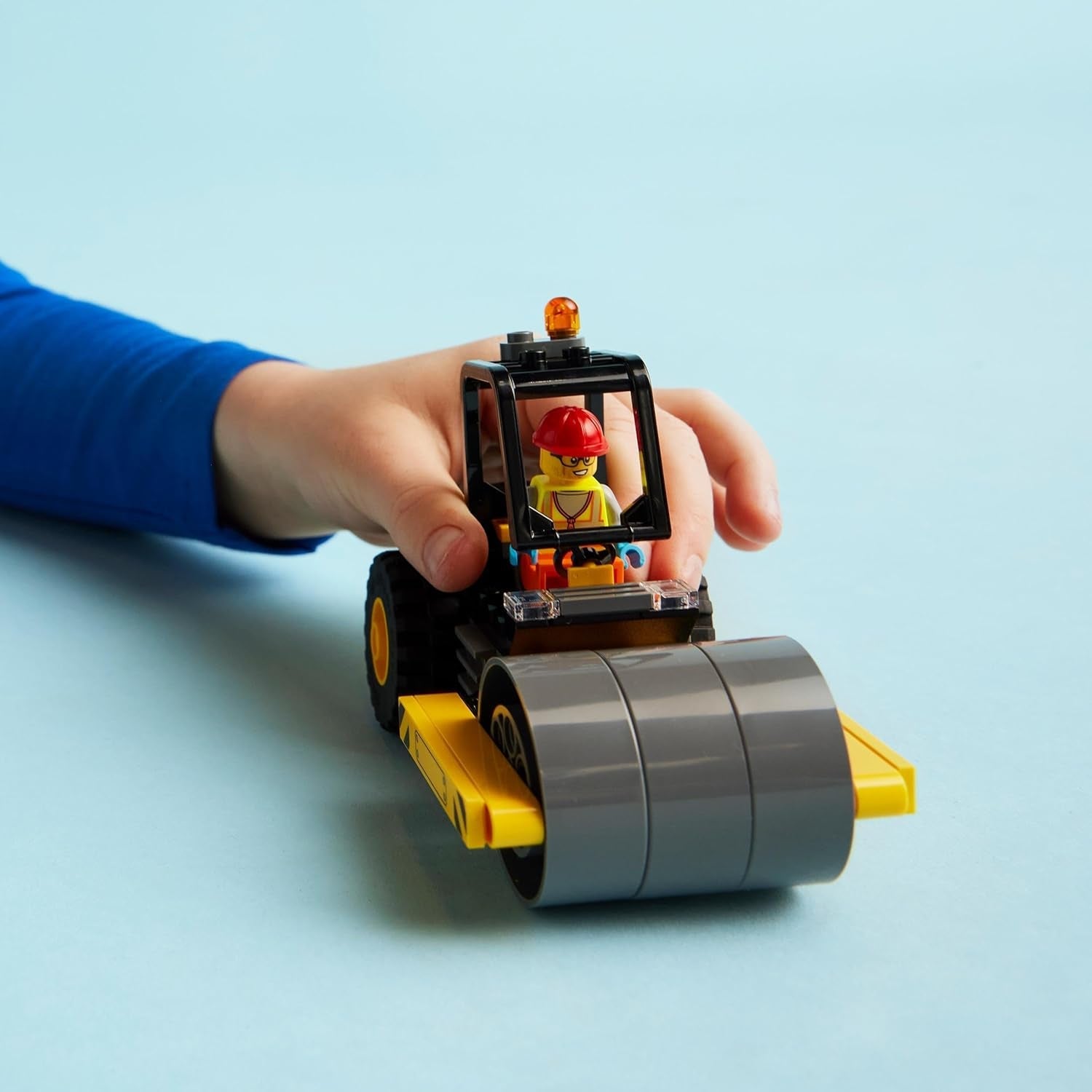 LEGO City Road Roller, vehicul de șantier pentru copii de la 5 ani, jucărie cu role cu aburi cu minifigurină de muncitor în construcții, experiență de joacă imaginativă pentru băieți și fete, mic, cadou distractiv 60401 Seturi de constructie Besuche den LEGO-Store