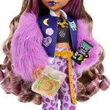 Păpușă Monster High Clawdeen Wolf cu câine Crescent și accesorii precum rucsac, calendar, gustări și multe altele, HRP65 Papusi Naty Shop