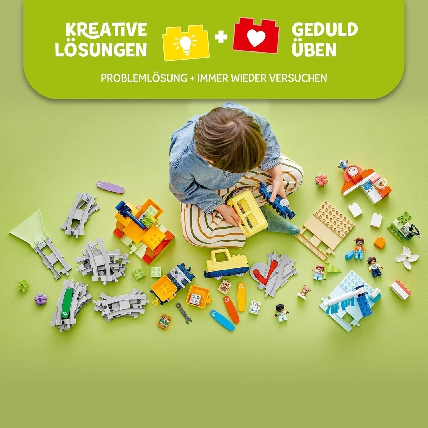LEGO DUPLO Town Large Interactive Railway, jucărie de construcție pentru copii mici de la 3 ani, locomotivă Push & Go cu lumini și sunete, piese pentru șine, jucărie educativă pentru preșcolari 10428 Seturi de constructie Besuche den LEGO-Store