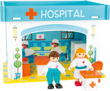 Small Foot 10852 Playhouse Restaurant Fabricat din lemn, Cu 2 figurine pentru păpuși, accesorii și acoperiș detașabil, De la 3 ani Casute de papusi Naty Shop Spital