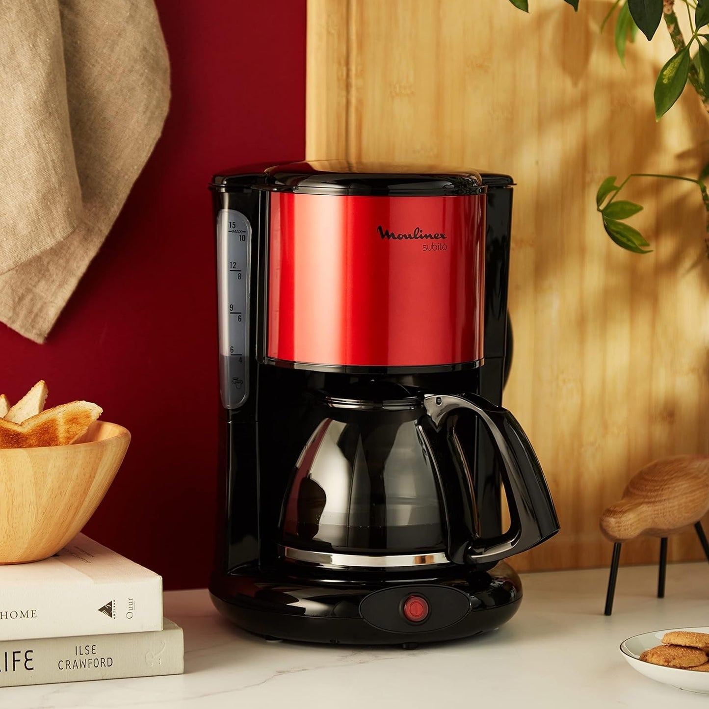 Espressor Subito cu filtru, carafă din sticlă, 10-15 cești, capacitate 1,25 l, funcție de oprire automată, filtru detașabil, indicator nivel apă, oțel inoxidabil, roșu/negru, FG360D