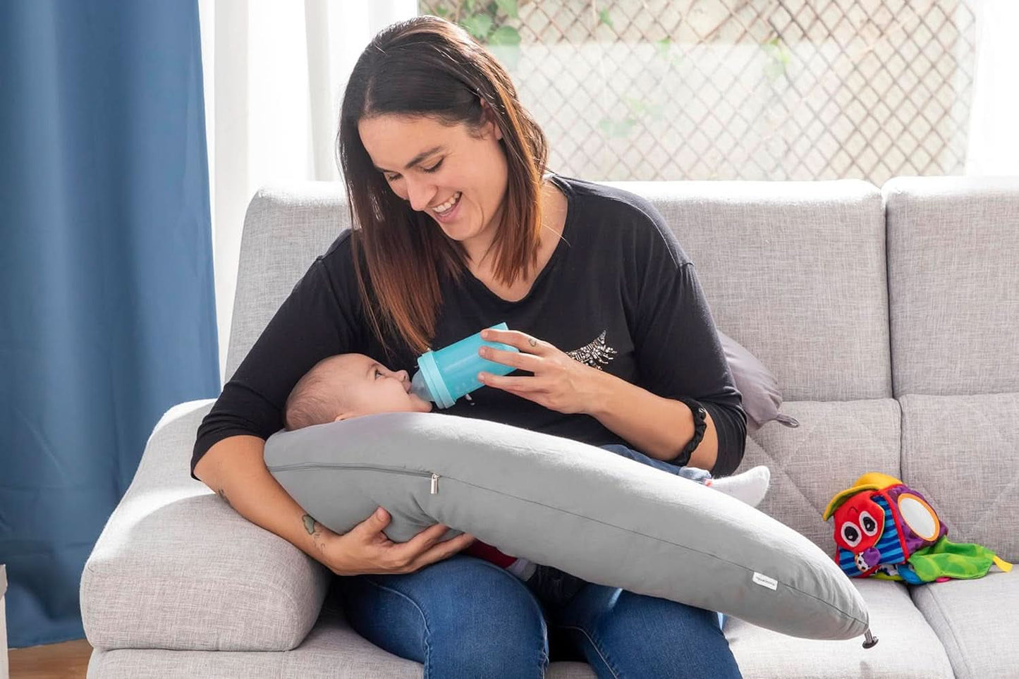 Innovagoods - Pernă de alăptare multifuncțională, Design ergonomic pentru relaxarea mamei și a copilului, Reglabilă pentru diferite poziții, Lavabilă, Colorată, Polycotton Accesorii Hrana si Alaptare Bebe Naty Shop