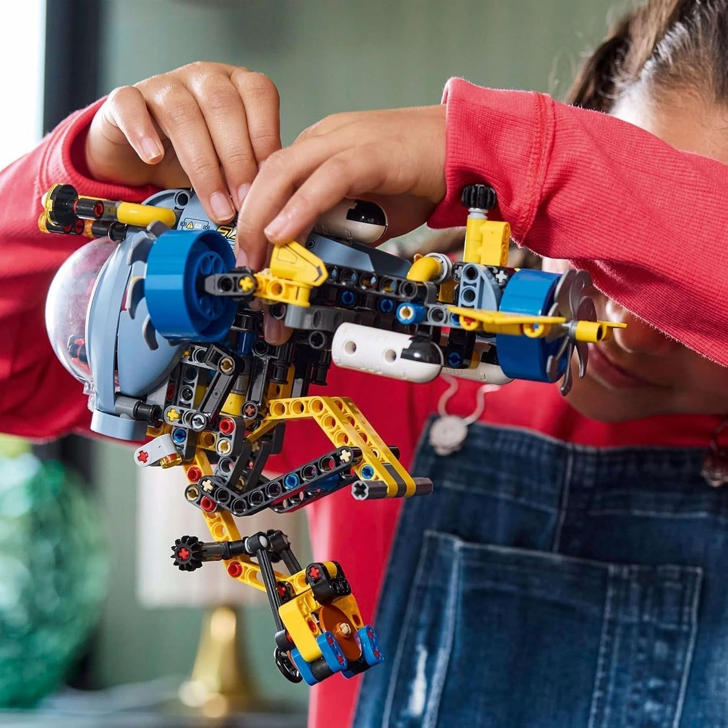 Submarin LEGO Technic Deep Sea Explorer, jucărie de construit pentru copii, băieți și fete de la 9 ani, idei creative de cadouri pentru ziua de naștere, vehicul construibil, cu elice rotative 42201 Seturi de constructie Besuche den LEGO-Store
