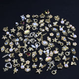 50 Stück Gold Nail Charms,Mix Styles Glitzersteine Nägel Perle Legierung Nagel Steine Blume Schmetterling Strasssteine Nägel Herz Stern Nagel Charms DIY Nail Art Zubehör Frauen Nägel Deko
