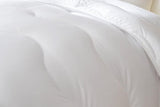 Abeil Thermofill Ultra Warm Quilt 220X240 Cm alb Plapumi si pilote Naty Shop