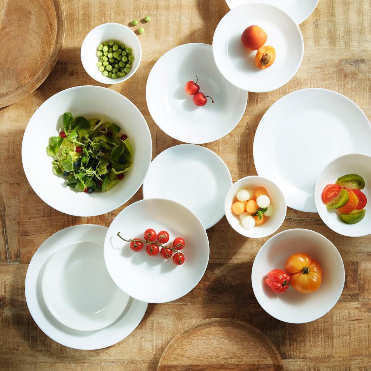 Set complet de veselă albă pentru 6 persoane, 24 de piese, 6 farfurii de cină, 6 farfurii de sumă, 6 farfurii de desert și 6 cești, multicolor, 24 de piese