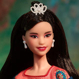 BARBIE Lunar New Year Puppe - Sammelfigur mit traditioneller Hanfu-Robe und chinesischen Drucken, inspiriert von Dunhuang-Höhlenmalereien, inklusive Puppenständer und Echtheitszertifikat, HJX35