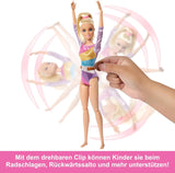 Set de joacă distractiv Barbie pentru gimnastică cu bârnă de echilibru și peste 10 piese tematice pentru povești câștigătoare, HRG52