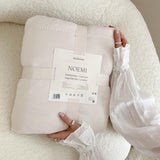 ROOM99 Noemi Cuvertură de pat elegantă în crem 170 X 210 Cm Cuvertură de pat versatilă ca cuvertură de pat sau canapea Pătură de aruncat pentru pat și canapea Stilul quilt Ideal ca cuvertură de pat Paturi si Cuverturi Besuche den ROOM99-Store