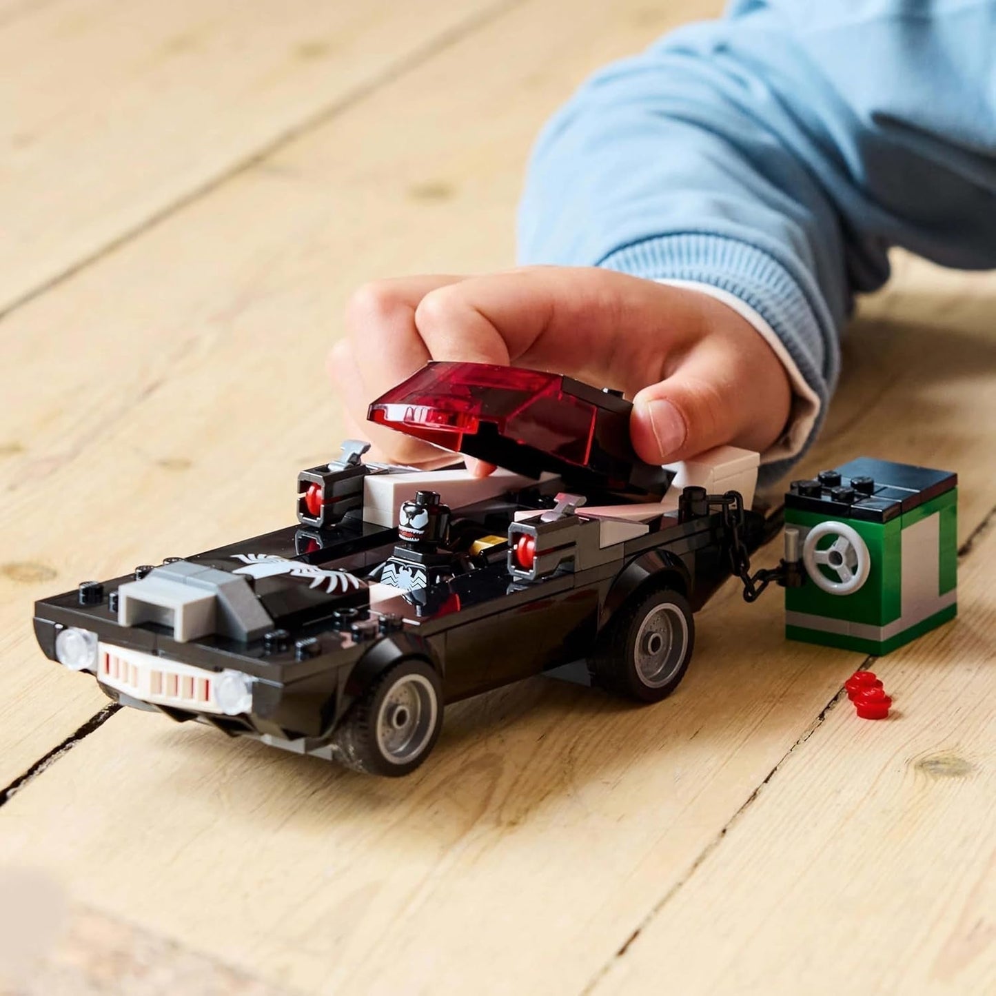 LEGO Marvel Spider-Man Mech Vs. Venom Muscle Car - Mașină de jucărie cu 3 minifigurine de supereroi - Model de mașină cu trăgători - Cadou pentru băieți și fete cu vârsta de 7+ 76309 Seturi de constructie Besuche den LEGO-Store