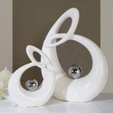 GILDE Sculptură decorativă din ceramică Life - figură albă glazurată alb/argintiu cu bilă argintie - înălțime 22 cm Statuete si sculpturi Naty Shop
