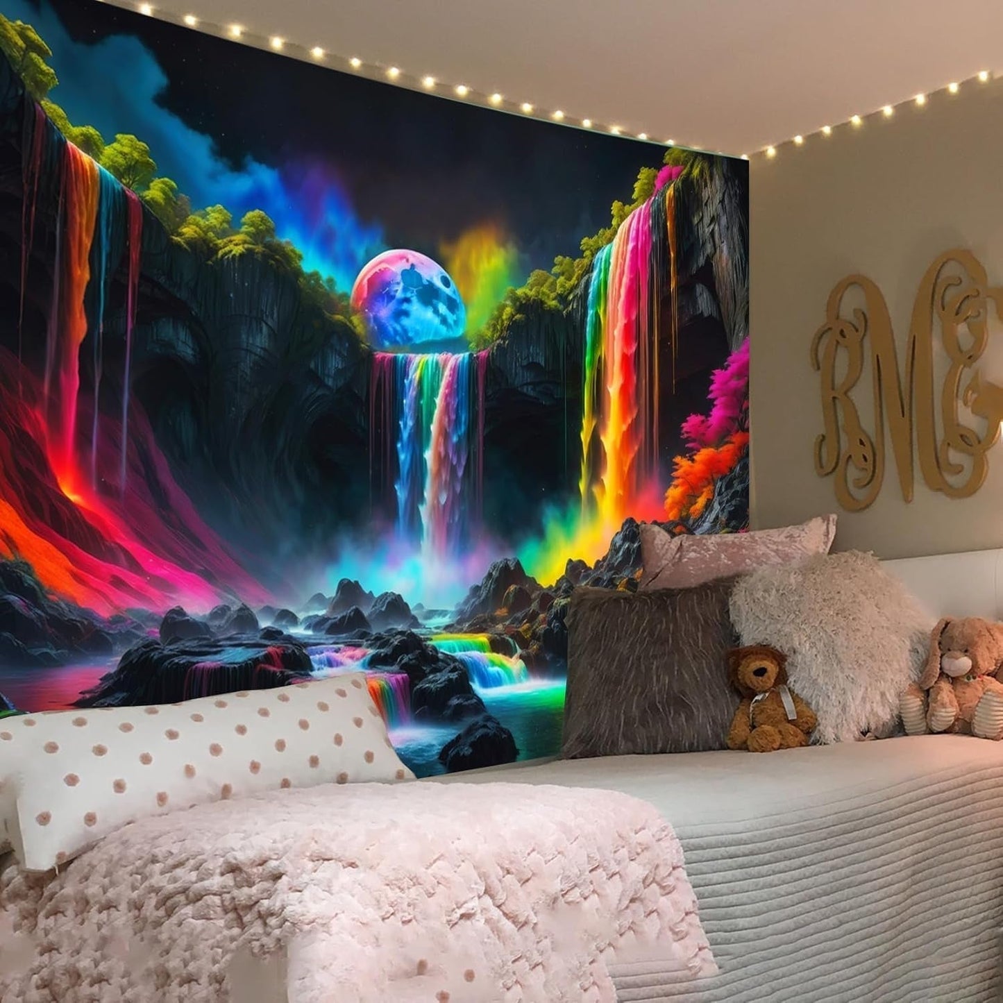 Tapiserie tapiterie cascada planetara fantezie lumina neagra Casa - Accesorii si Decoratiuni Naty Shop